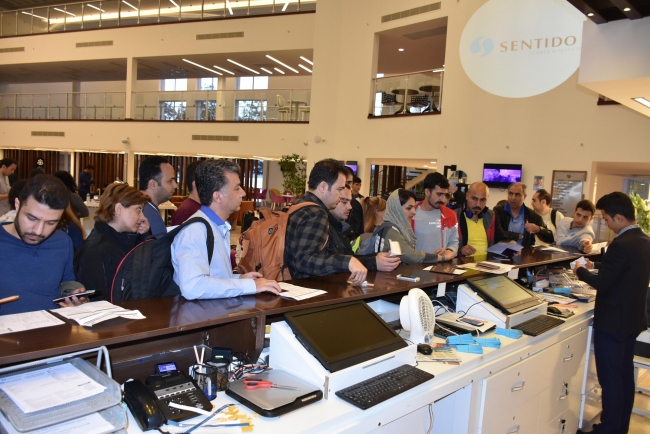 Nevruz tatiline çıkan 1200 İranlı Marmaris’e geldi